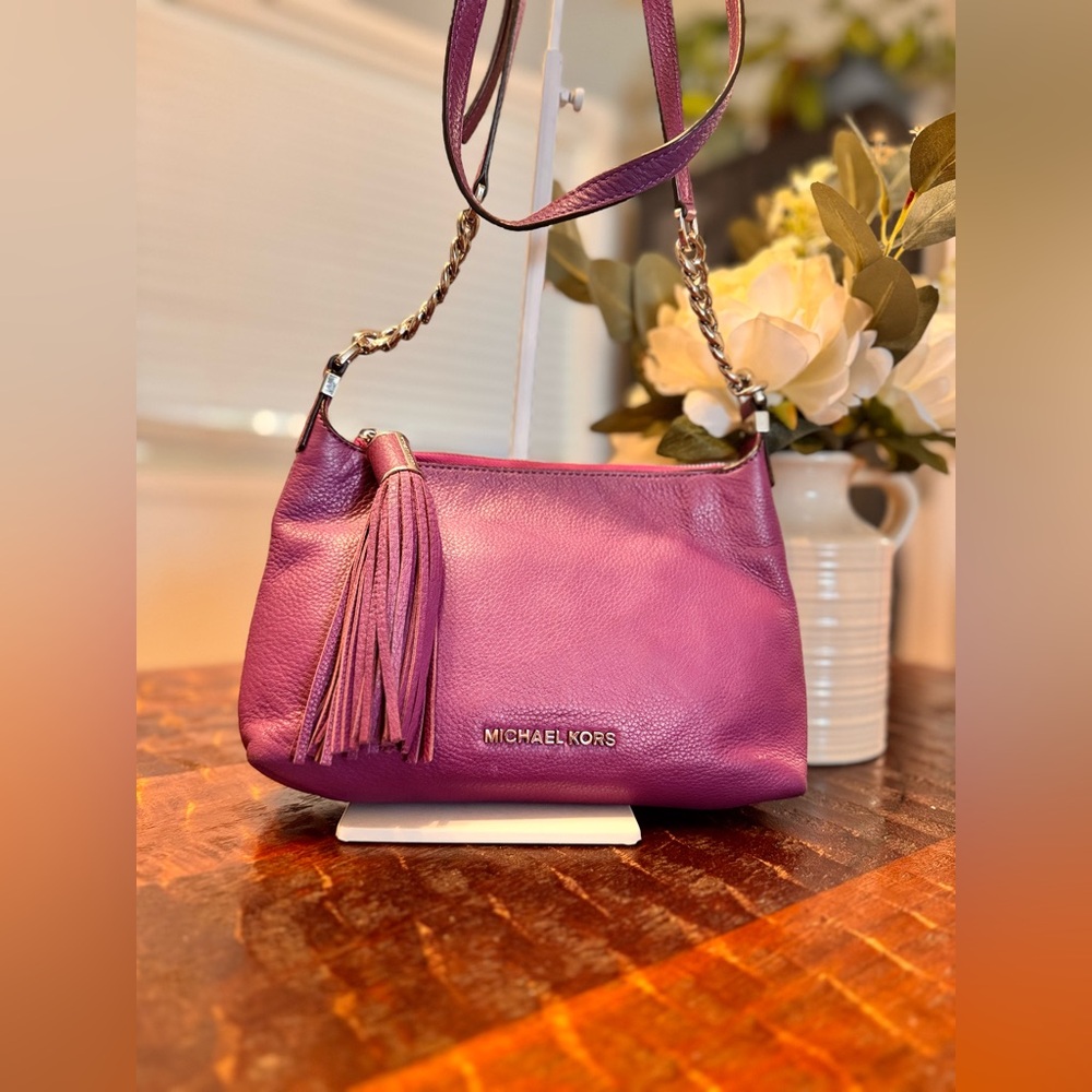 Michael Kors Weston Small Messenger, Leather Crossbody